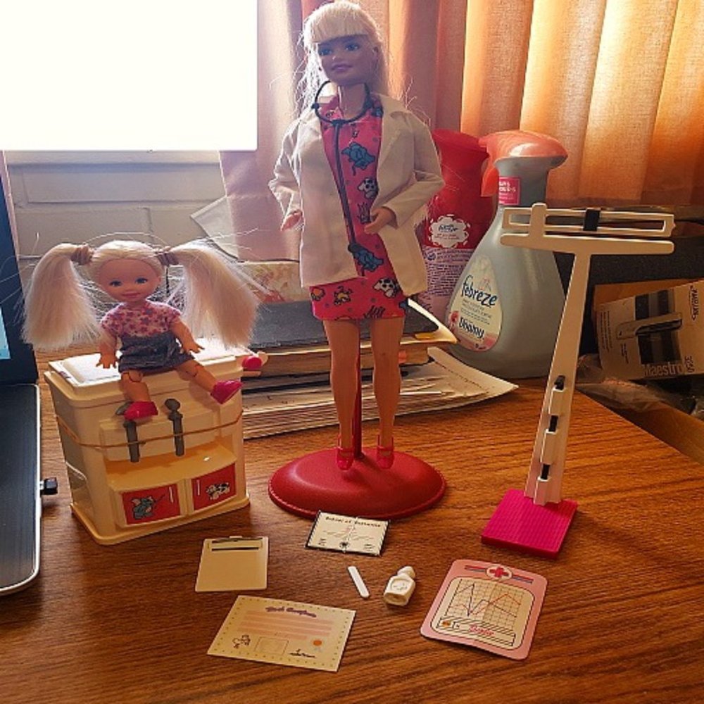Retired 2000 Dr Barbie & Kelly Children's Pediatrician